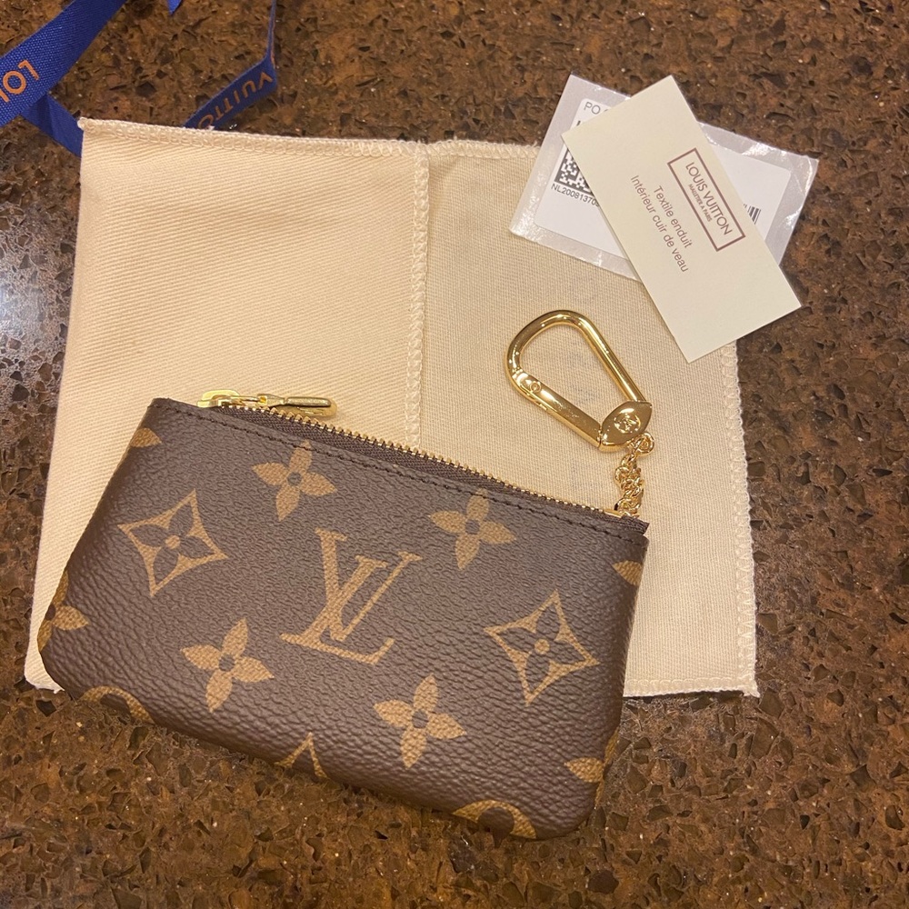❗️authentic❗️Louis vuitton monogram key pouch